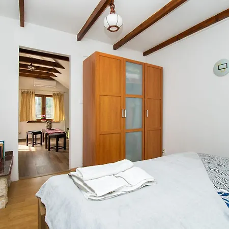 Adriaaticoo * Zaton (Sibenik-Knin)