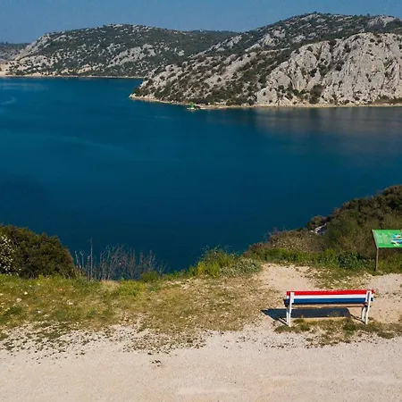 Adriaaticoo Zaton (Sibenik-Knin)