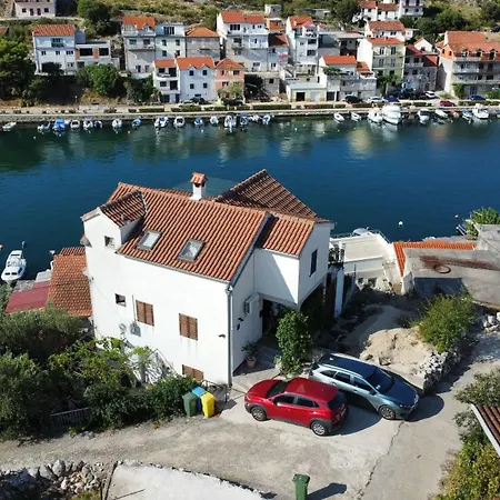 Adriatico Zaton (Sibenik-Knin)