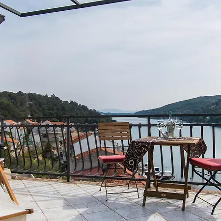 Adriaaticoo Apartman *